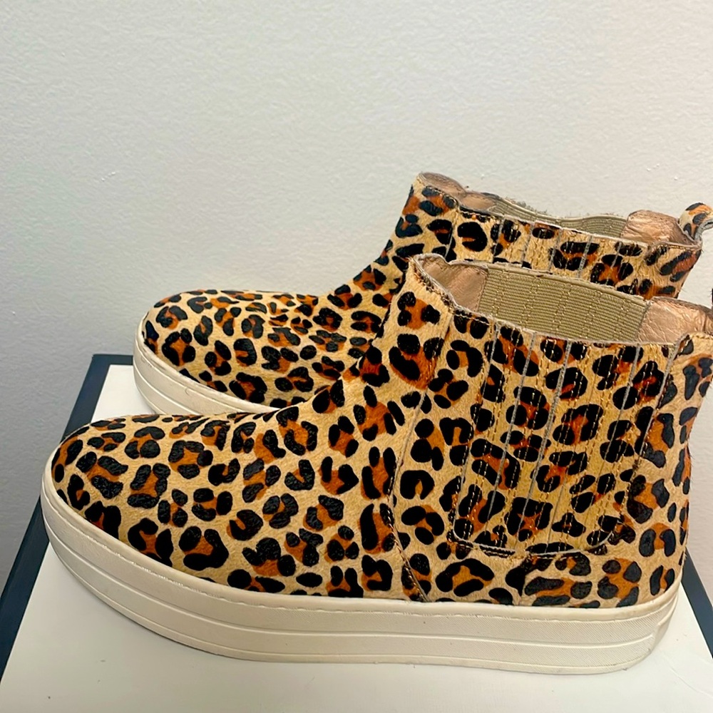 LEOPARD PONY HAIR SNEAKERS!